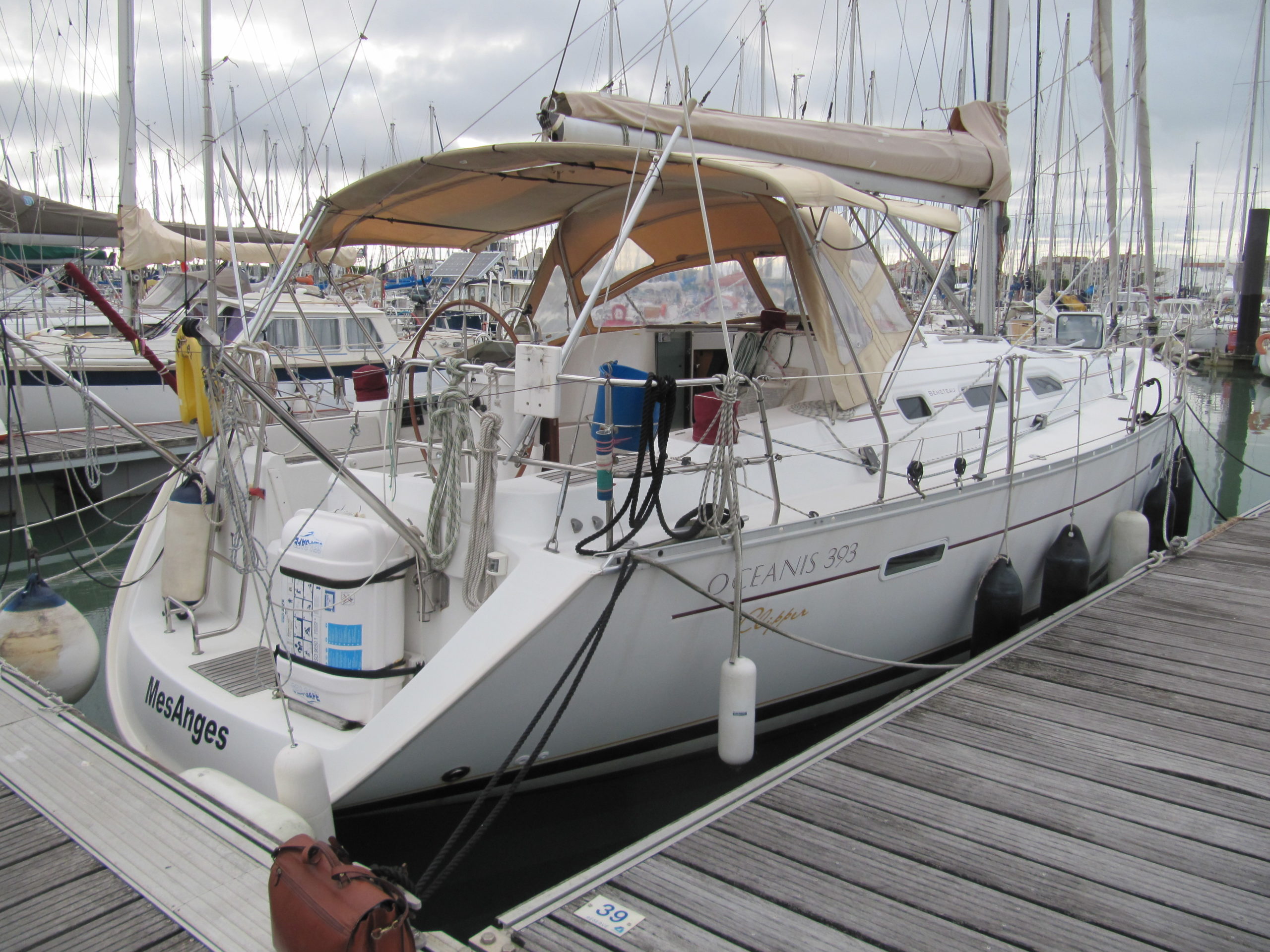 JABET EXPERT - OVNIS 393